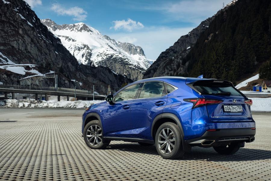  Lexus NX300 F-Sport 2017 года  (WW) (фото 25 из 43)